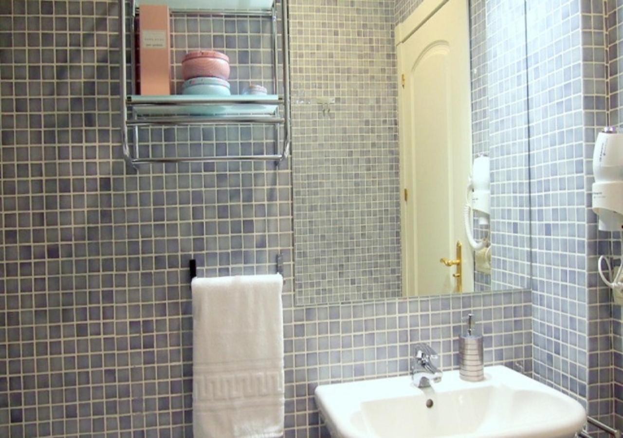 Apartmán Reyes Catolicos I Granada Exteriér fotografie